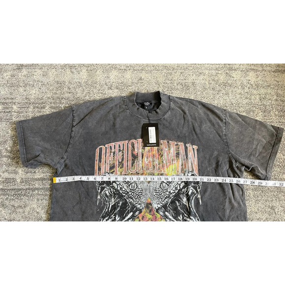 Boohoo Man Official Man Mens XL Graphic Tee Shirt Gray Foil Extended Neck NWT M9 - Picture 4 of 8